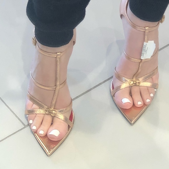 Authentic Gucci Pointed Toe Heels - Picture 2 of 9